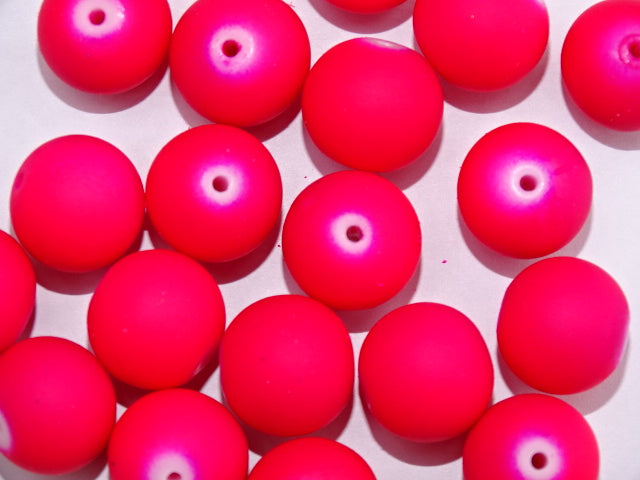 14mm Neon Pink rubber coated beads (10pk)