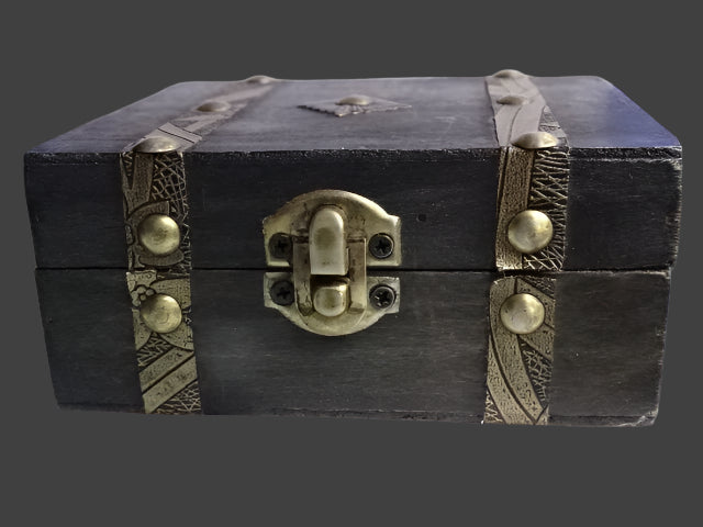 Medium 'Lucky Antique Treasure Trove' Crystal Gift Box + Incense Stick Gift Pack