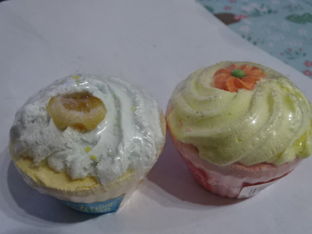 Bubbles and Beyond Lemon Paradise and Mango Royale Bath Tarts Set