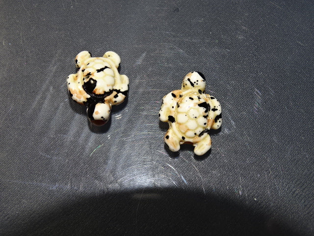 'Tortie Turtle'   14 x 17mm  Multi Coloured Natural Stone Shaped Beads