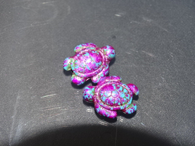 'Fuchsia In Blue'   17mm X 14mm  Sea Turtle Shaped Natural Stone Multi coloured Beads
