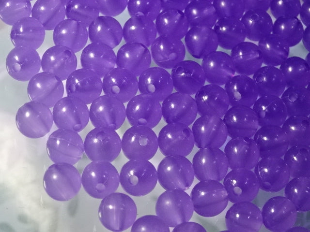 Dark Purple UV / Sunlight Colour Change Acrylic Beads 8mm