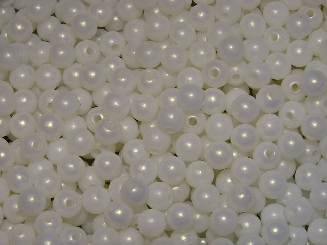 'White Smoke'  Iridescent Effect White Acrylic Beads 6mm