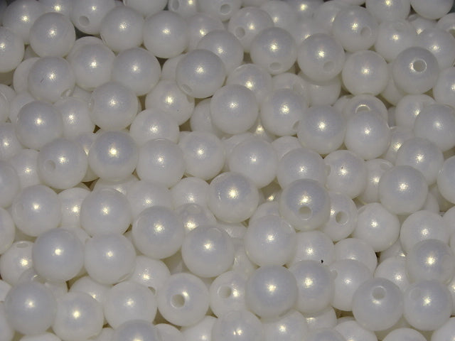 'White Smoke'  Rubberised  Iridescent Effect White Acrylic Beads  8mm