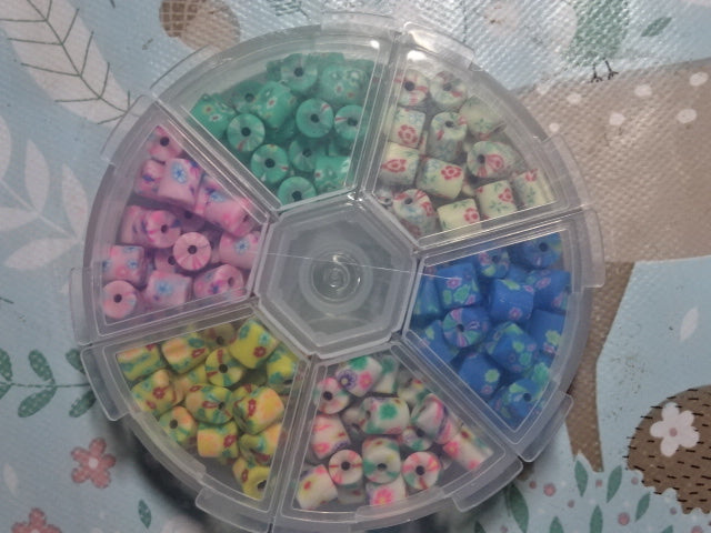 Polymer Clay Flower Mix Set In Storage Box   6 x 5mm