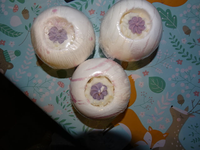 'Moondreams'  Relaxing Scent  Bath Bomb / Fizzer