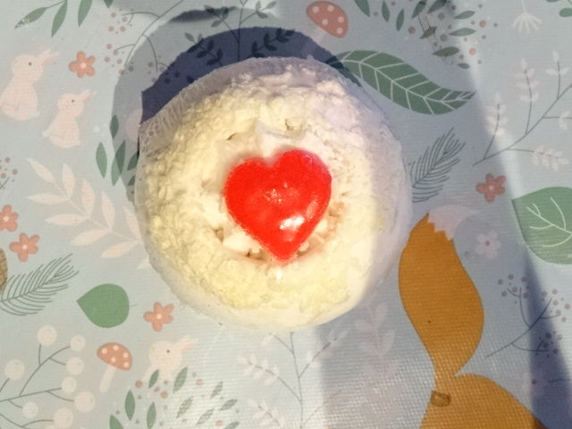 'Coconut'  Bath Bomb / Fizzer