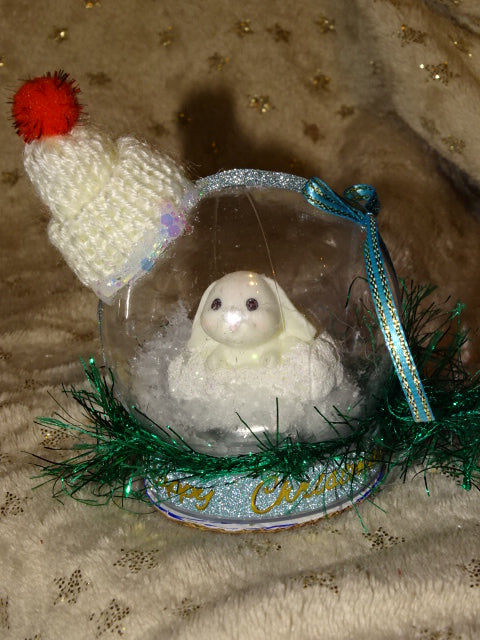 Handmade Mini 'Snow Bunny' Diorama in Mini Plastic Globe/Dome