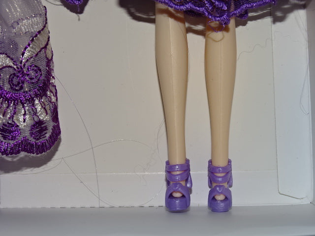 'Violet Granger'    Fashion / Princess / Display    Plastic 30cm Ball Joint Doll