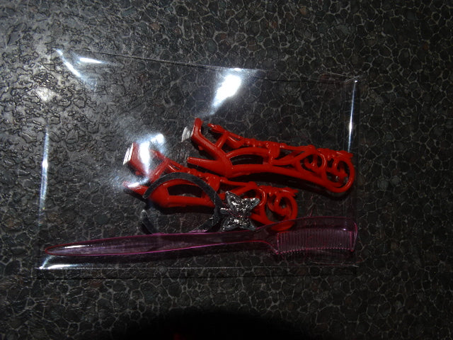 'Scarlett Lacy'  Fashion / Princess 30cm Plastic Ball Joint Doll With Accessories and Outfits