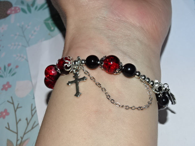 Crackle Glass Bead  and Charm Elastic Bracelets