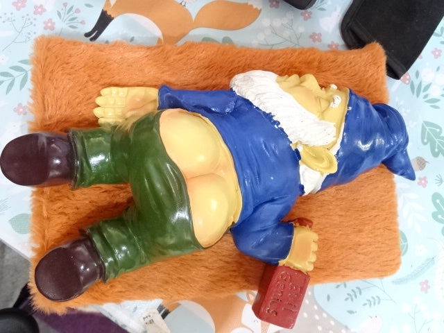 'Party Animal'   Naughty Gnome