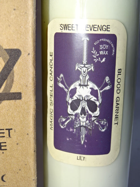 'Magic Spell'  Soy Wax Candle with Gemstone Chips   'Sweet Revenge!'