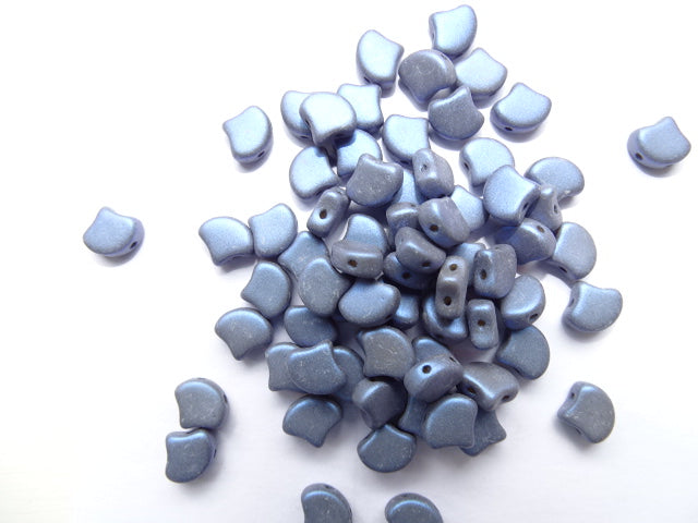 Matubo Ginko Beads Chatoyant Deep Blue