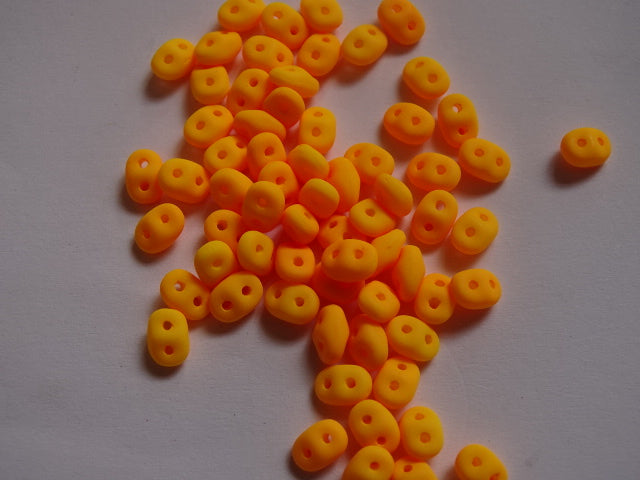 'Neon Matt Orange'  Matubo Superduo Beads